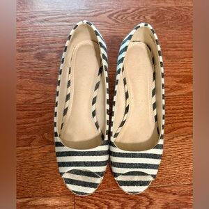 Black and white stripes espadrilles.